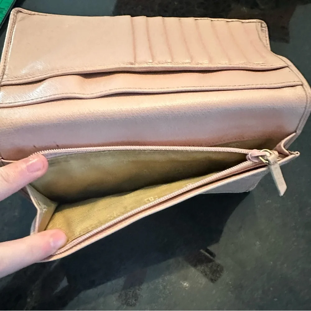 Chanel Continental wallet - Picture 6 of 11